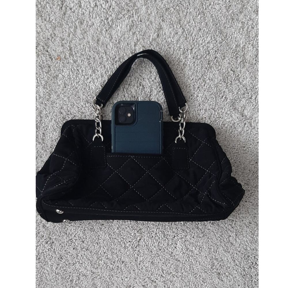 Vera Bradley Black Quilted Microfiber Handbag - Picture 4 of 6